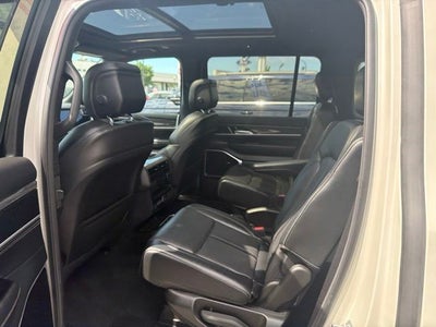 2022 Jeep Wagoneer Series III