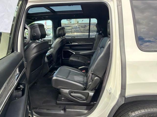 2022 Jeep Wagoneer Series III