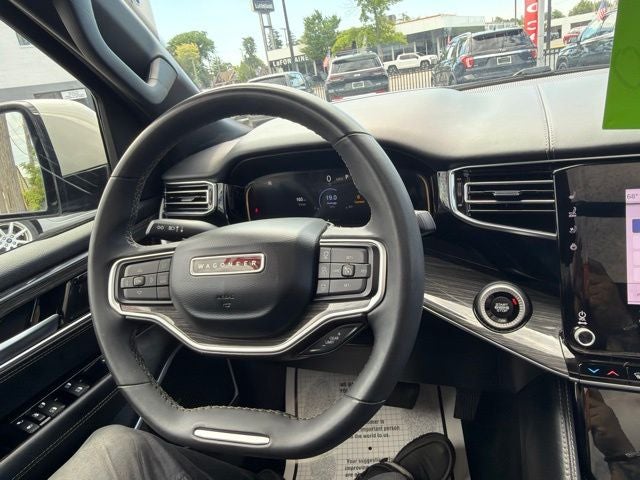 2022 Jeep Wagoneer Series III