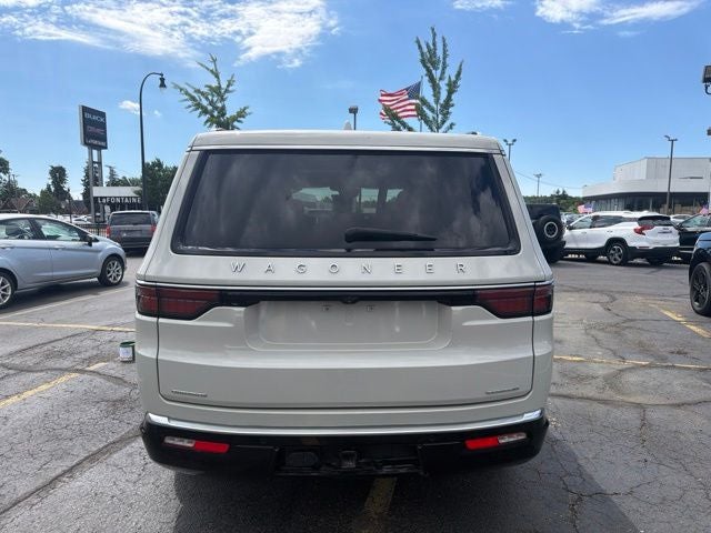 2022 Jeep Wagoneer Series III