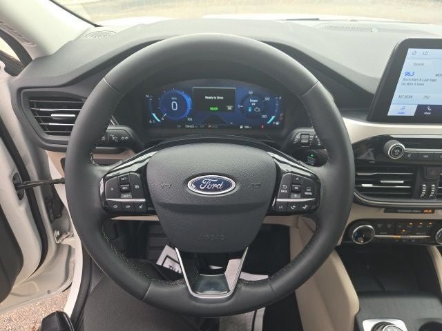 2022 Ford Escape Hybrid SEL