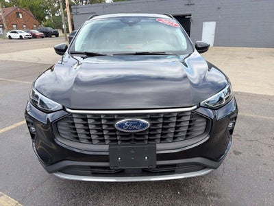 2025 Ford Escape Platinum