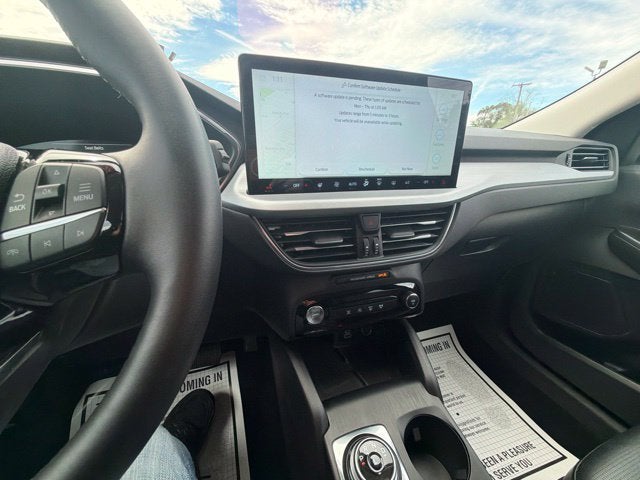 2025 Ford Escape Platinum