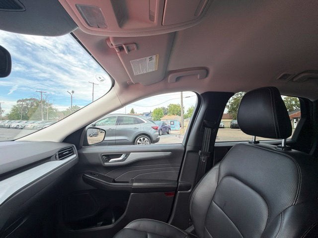 2025 Ford Escape Platinum