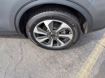 2025 Ford Escape Platinum