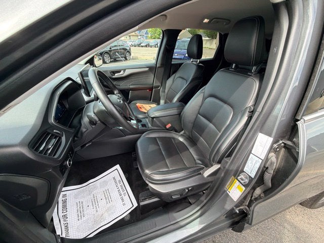 2025 Ford Escape Platinum