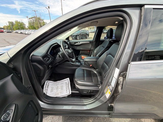 2025 Ford Escape Platinum