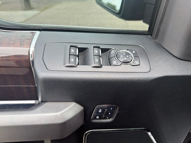 2017 Ford F-150 Platinum