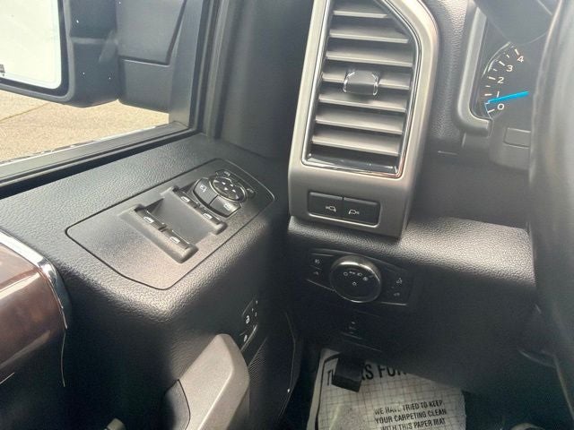 2017 Ford F-150 Platinum