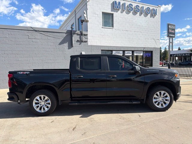 2021 Chevrolet Silverado 1500 Custom