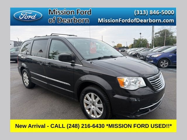 2015 Chrysler Town & Country Touring