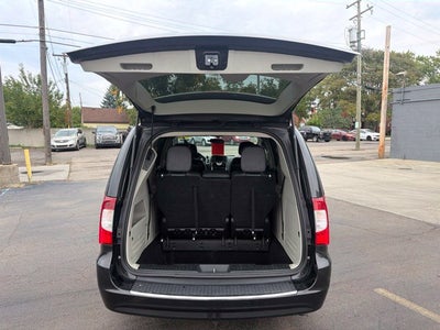 2015 Chrysler Town & Country Touring
