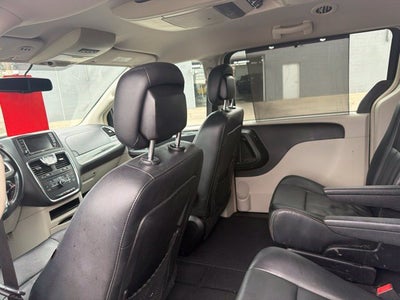 2015 Chrysler Town & Country Touring