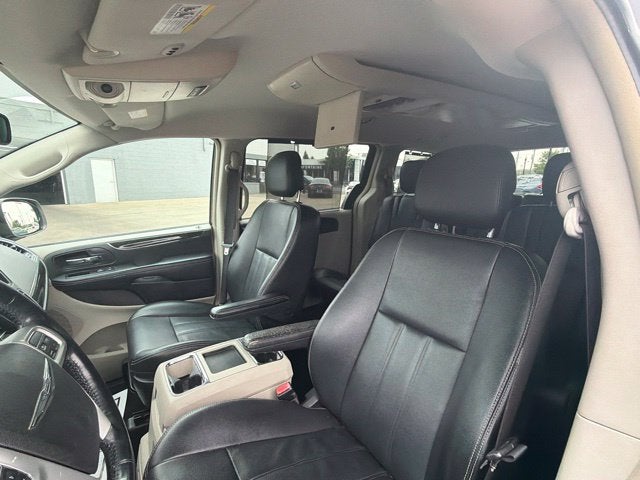 2015 Chrysler Town & Country Touring