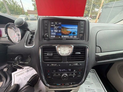 2015 Chrysler Town & Country Touring
