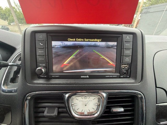 2015 Chrysler Town & Country Touring