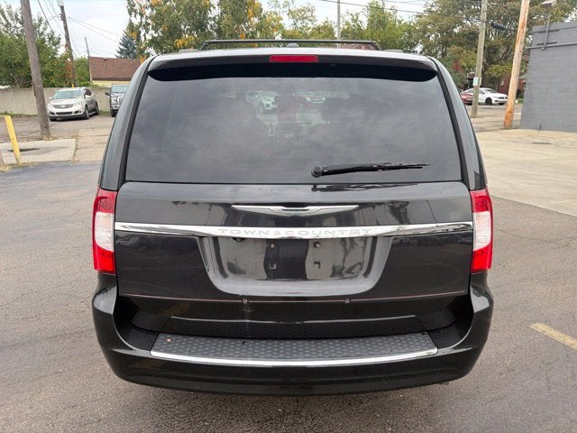 2015 Chrysler Town & Country Touring