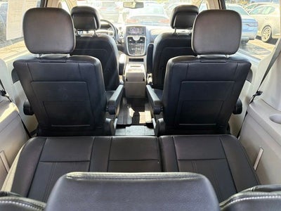 2014 Chrysler Town & Country Touring-L