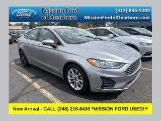 2020 Ford Fusion SE