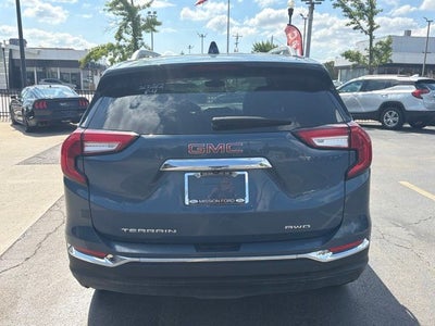 2024 GMC Terrain SLT