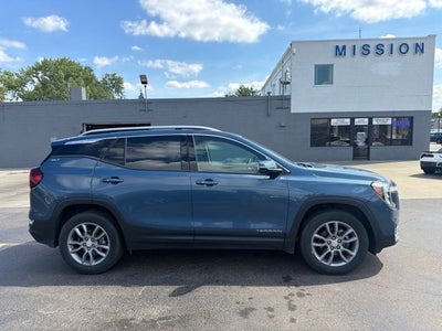 2024 GMC Terrain SLT