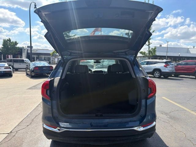 2024 GMC Terrain SLT