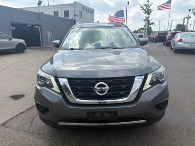 2019 Nissan Pathfinder S