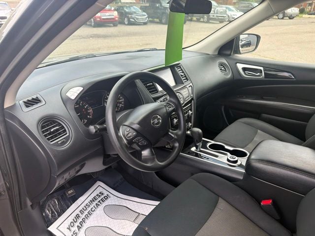 2019 Nissan Pathfinder S