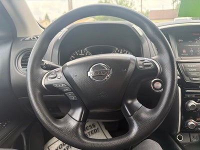 2019 Nissan Pathfinder S
