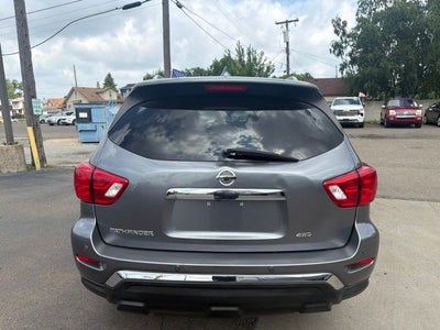 2019 Nissan Pathfinder S