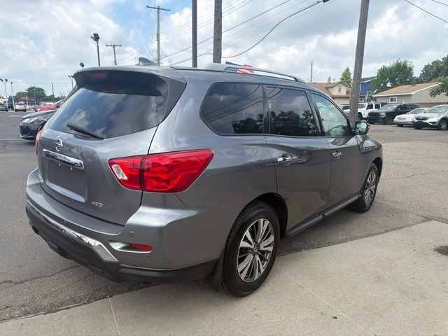2019 Nissan Pathfinder S