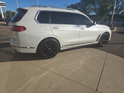 2022 BMW X7 xDrive40i