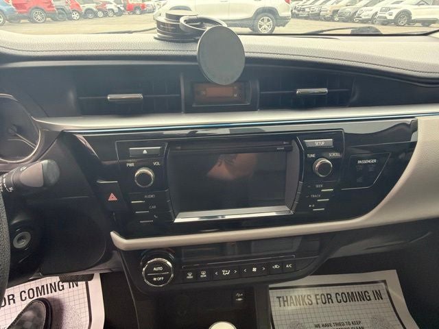 2015 Toyota Corolla LE