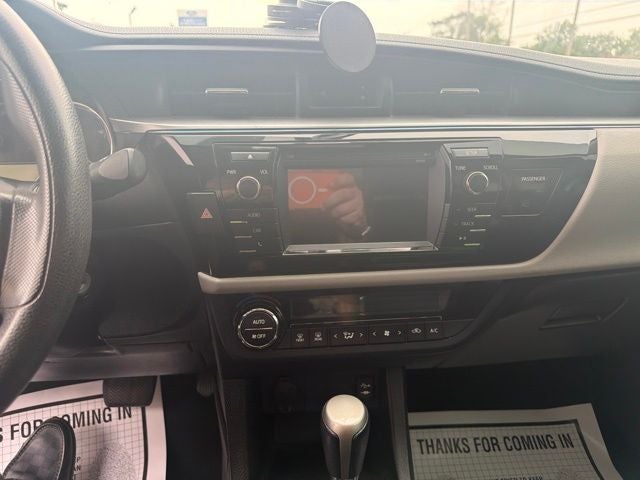 2015 Toyota Corolla LE